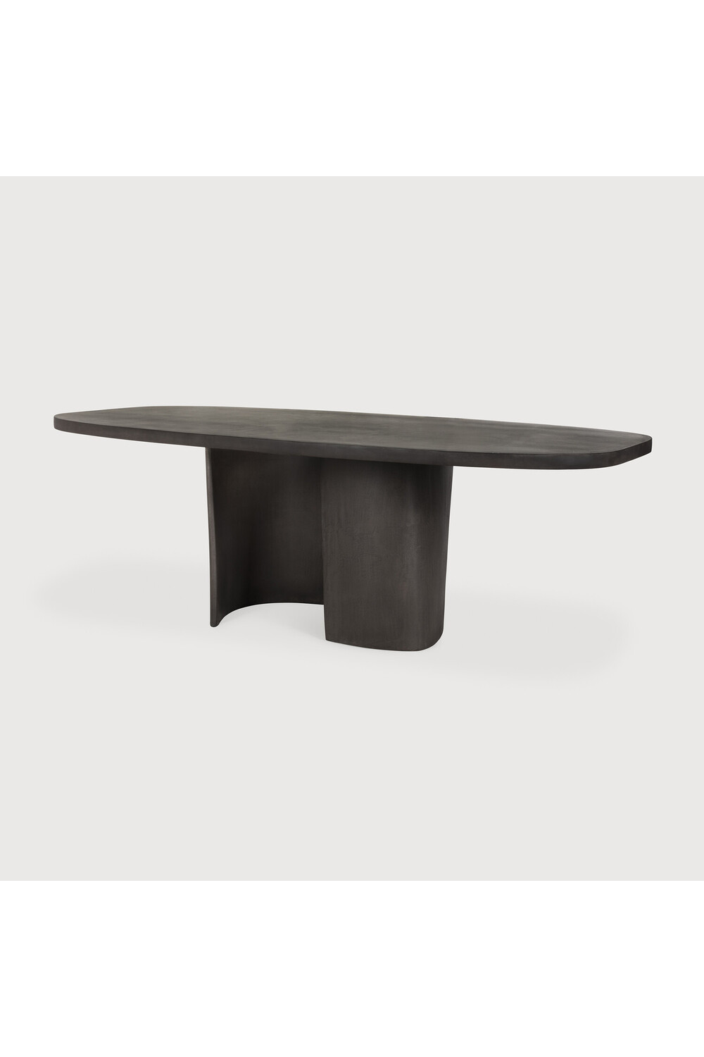 Round Concrete Outdoor Dining Table | Ethnicraft Roller Max | Oroa.com