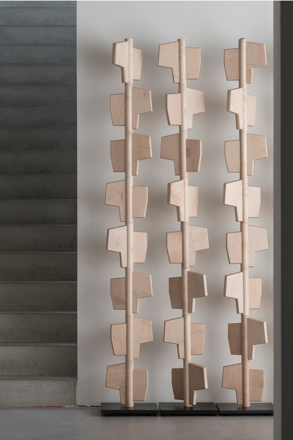 Sculptural Room Divider | Ethnicraft Claustra "Echo" | Oroa.com