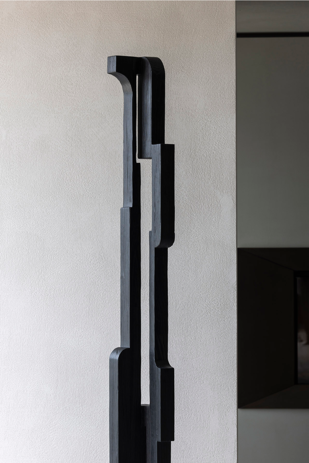 Geometrical Abstract Sculpture | Ethnicraft Zuil | Oroa.com