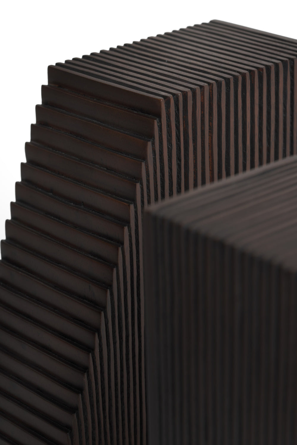 Varnished Mahogany Book Ends (2) | Ethnicraft Grooves | OROA.com