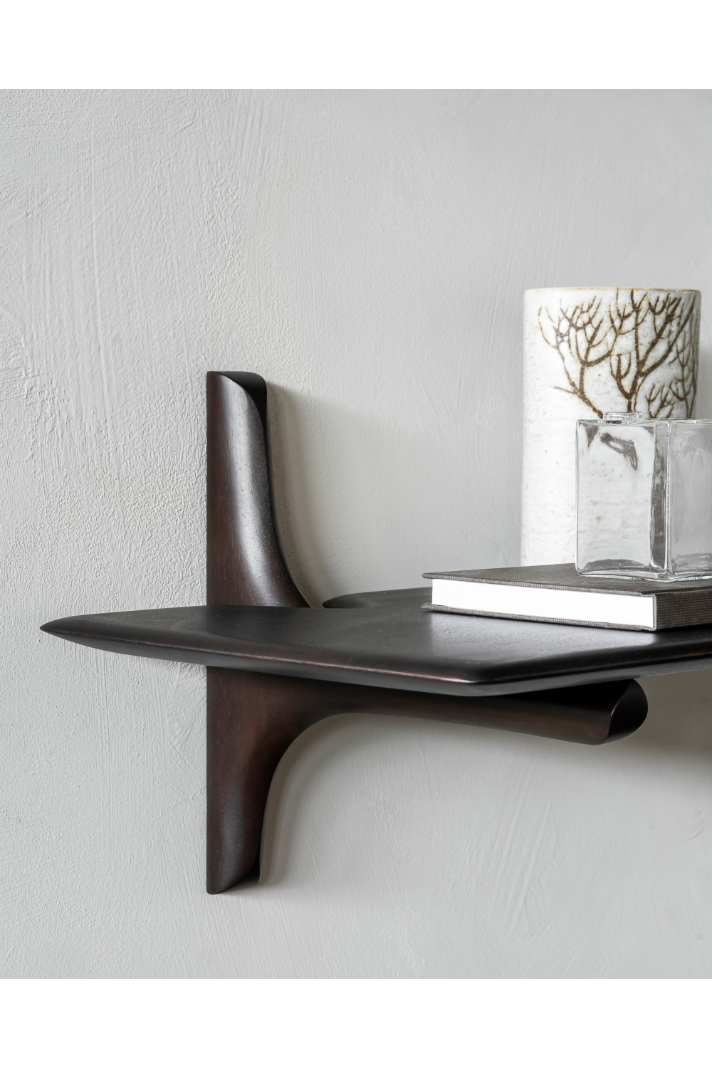 Brown Mahogany Wall Shelf | Ethnicraft PI | Oroa.com