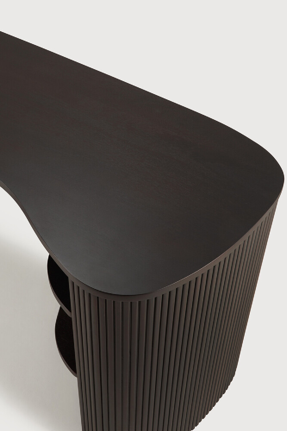 Dark Brown Mahogany Desk | Ethnicraft Roller Max | Oroa.com