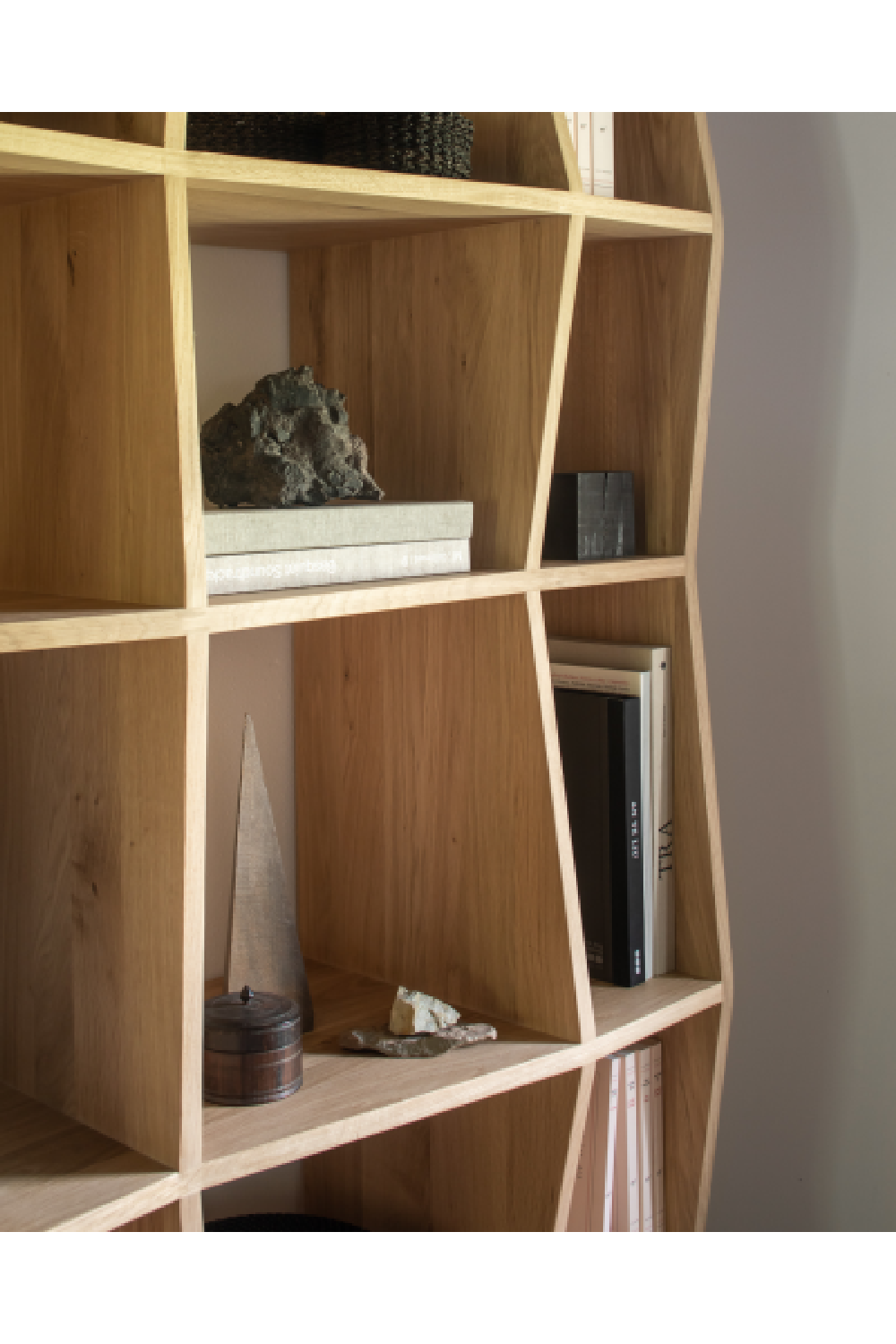 Oiled Oak Book Rack | Ethnicraft Z | Oroa.com