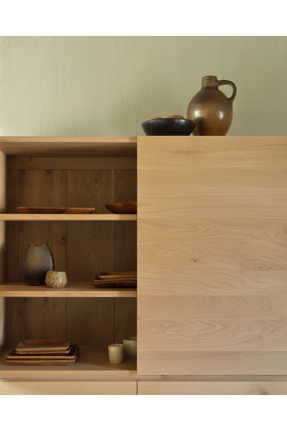 Oiled Oak Storage Cabinet | Ethnicraft Ligna | Oroa.com