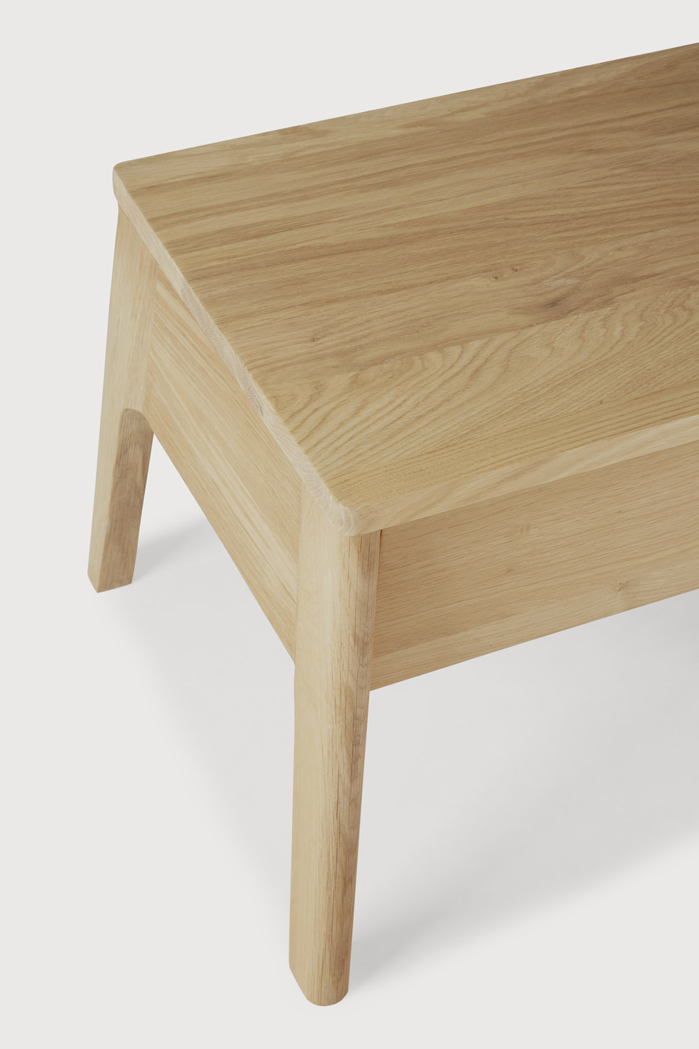 Oak Bedside Table | Ethnicraft Air