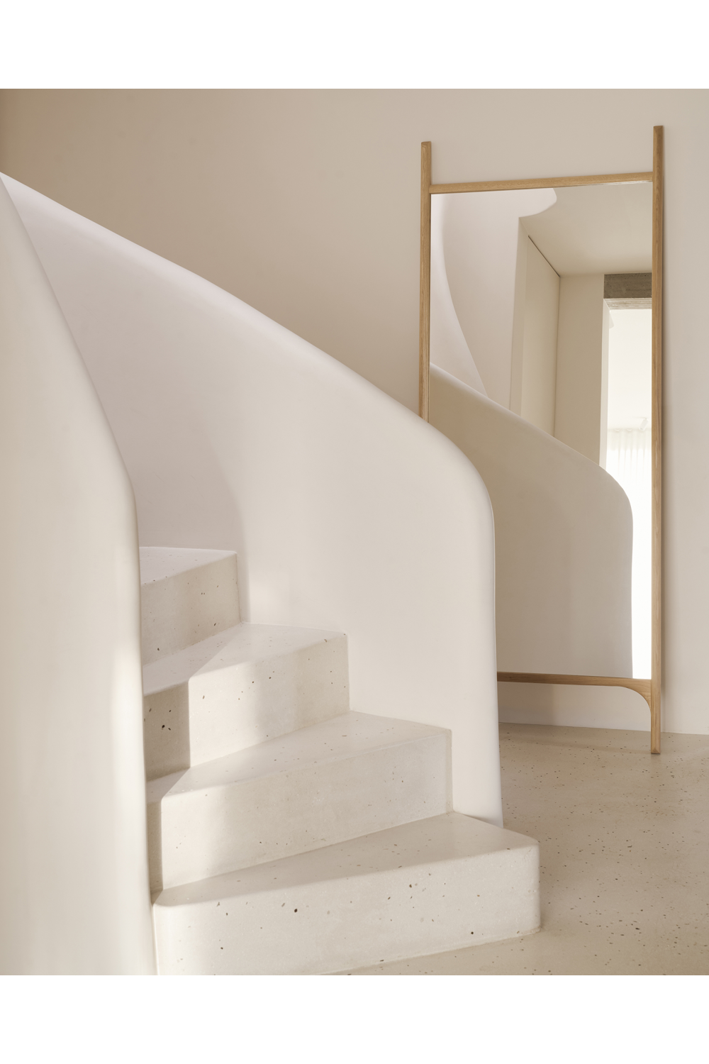 Oak Framed Floor Mirror | Ethnicraft PI | Oroa.com