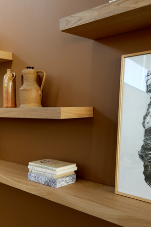 Oiled Oak Wall Shelf | Ethnicraft Wall | OROA.com