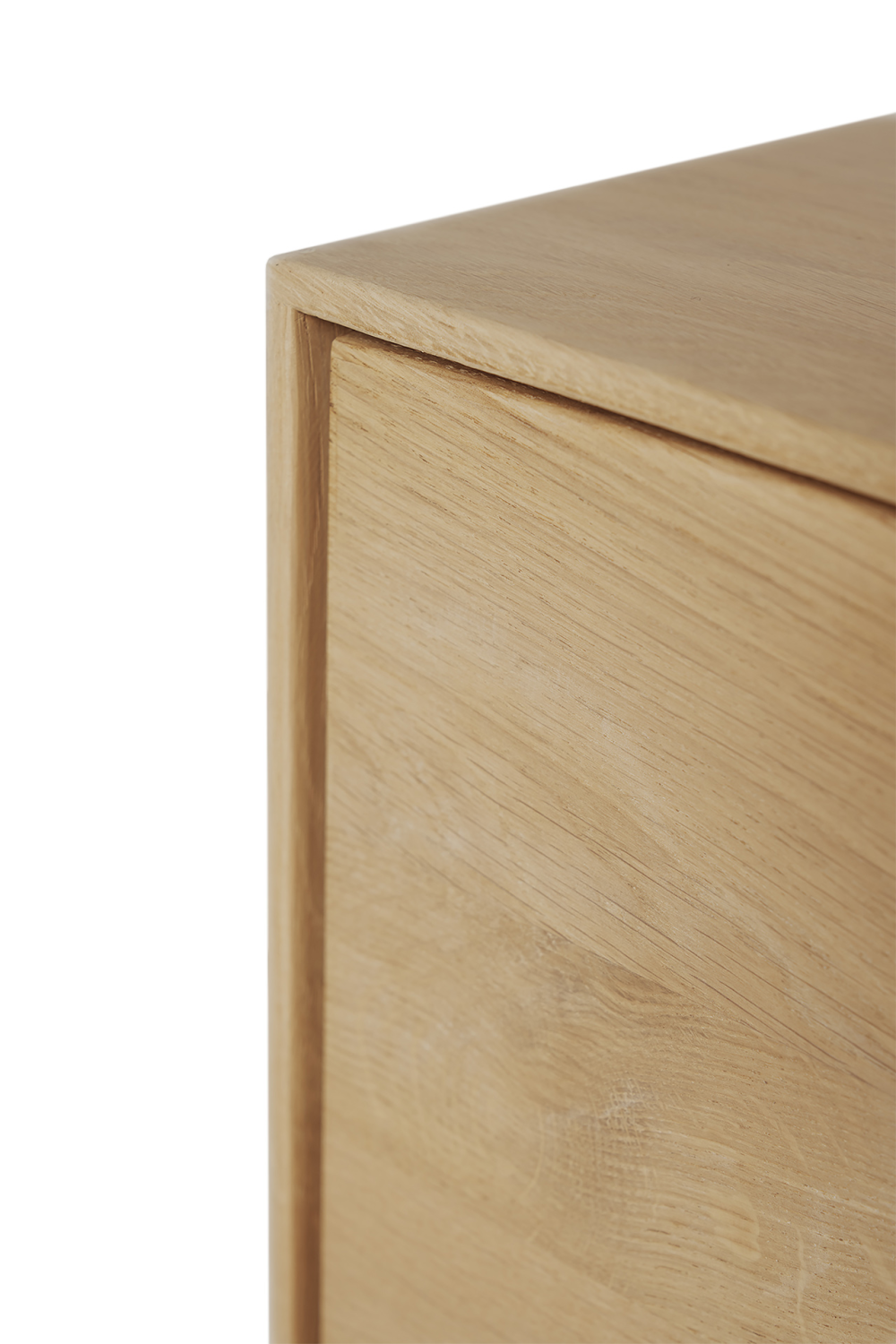 Modern Varnished Oak Sideboard | Ethnicraft Whitebird | Oroa.com