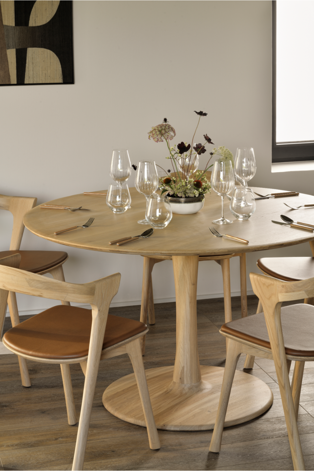 Cushioned Scandinavian Dining Chair | Ethnicraft Bok | Oroa.com