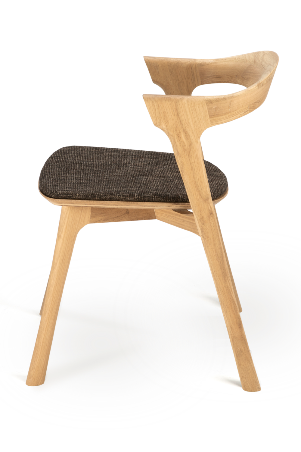 Cushioned Scandinavian Dining Chair | Ethnicraft Bok | Oroa.com