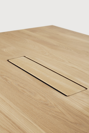 Natural Oak Meeting Table | Ethnicraft Geometric | Oroa.com