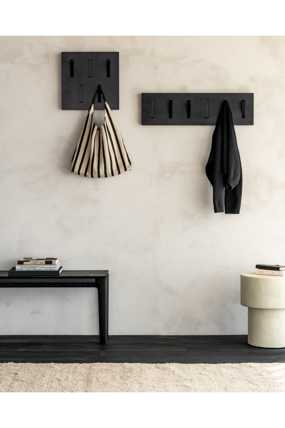 Black Solid Oak Wall Hanger | Ethnicraft Utilitile | Oroa.com