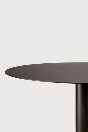 Round Pedestal Dining Table | Ethnicraft Blend | Oroa.com