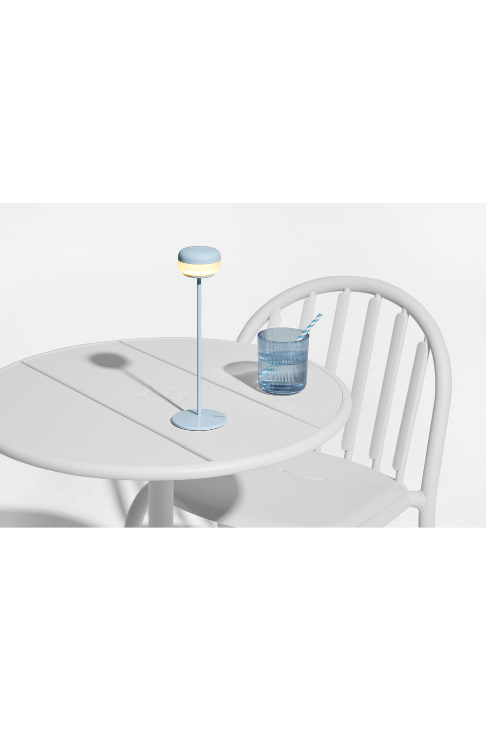 Outdoor Metal Floor Lamp | Fatboy Cheerio | OROA.com