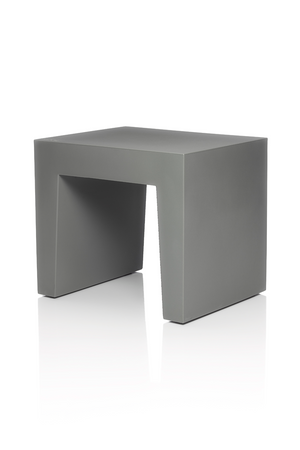 Minimalist Outdoor Stool | Fatboy Concrete | OROA.com