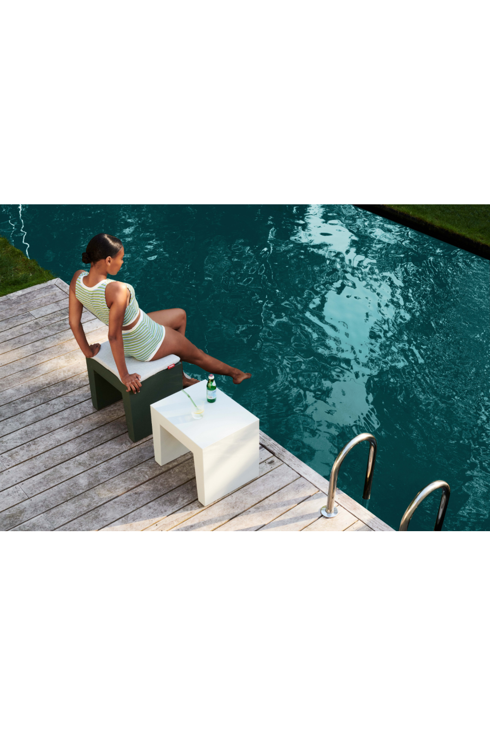 Minimalist Outdoor Stool | Fatboy Concrete | OROA.com
