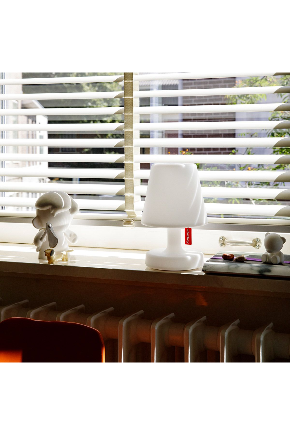White Minimalist Table Lamp | Fatboy Edison The Petit | OROA.com