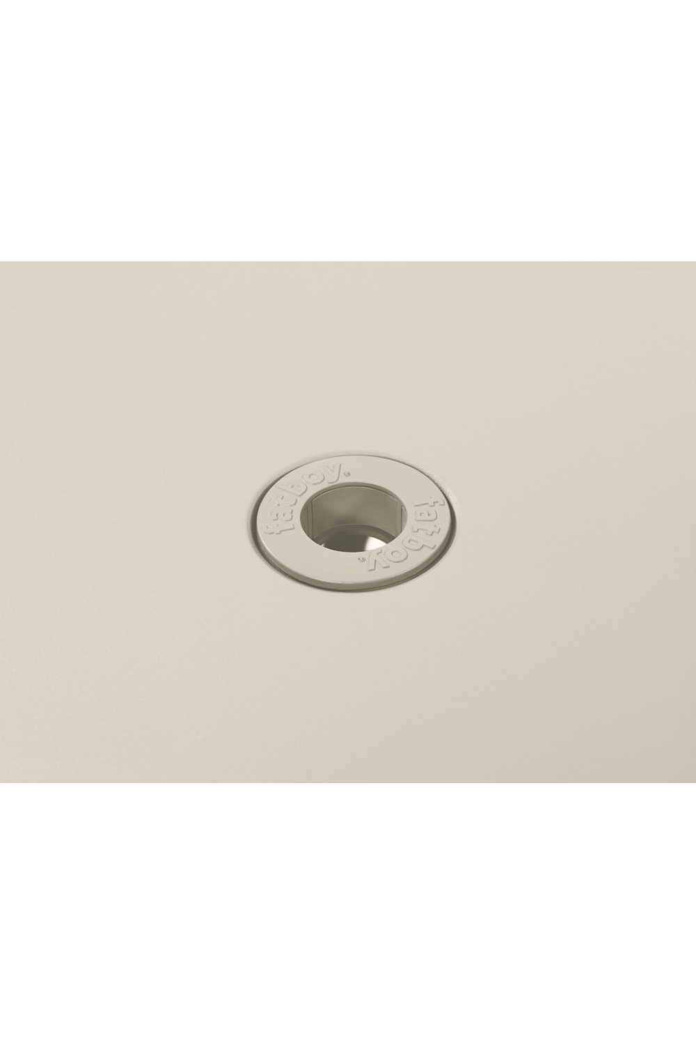 Contemporary Outdoor Dining Table | Fatboy Toni | OROA.com