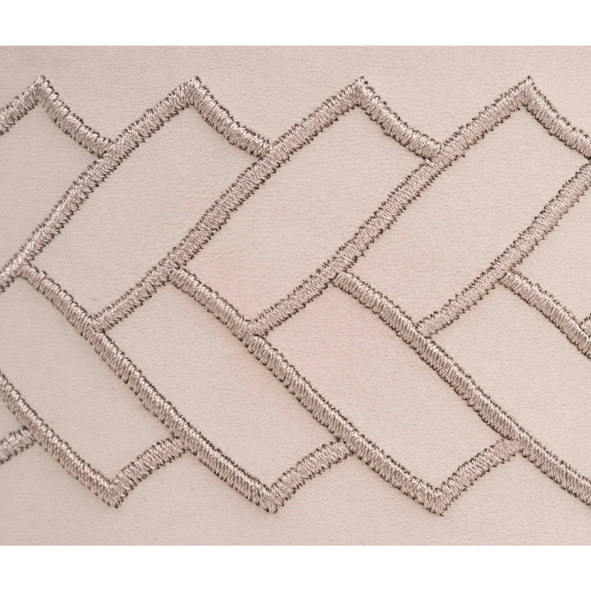 Round Embroidered Leather Box | Pinetti Lily | OROA.com