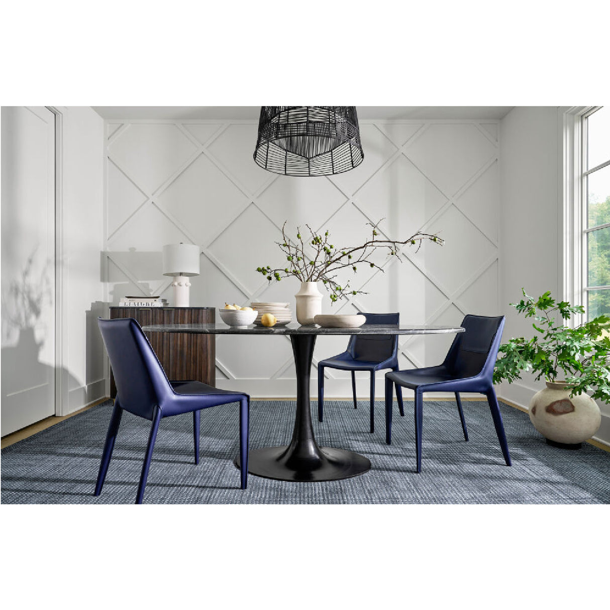   Oval Pedestal Dining Table | Oroa.com