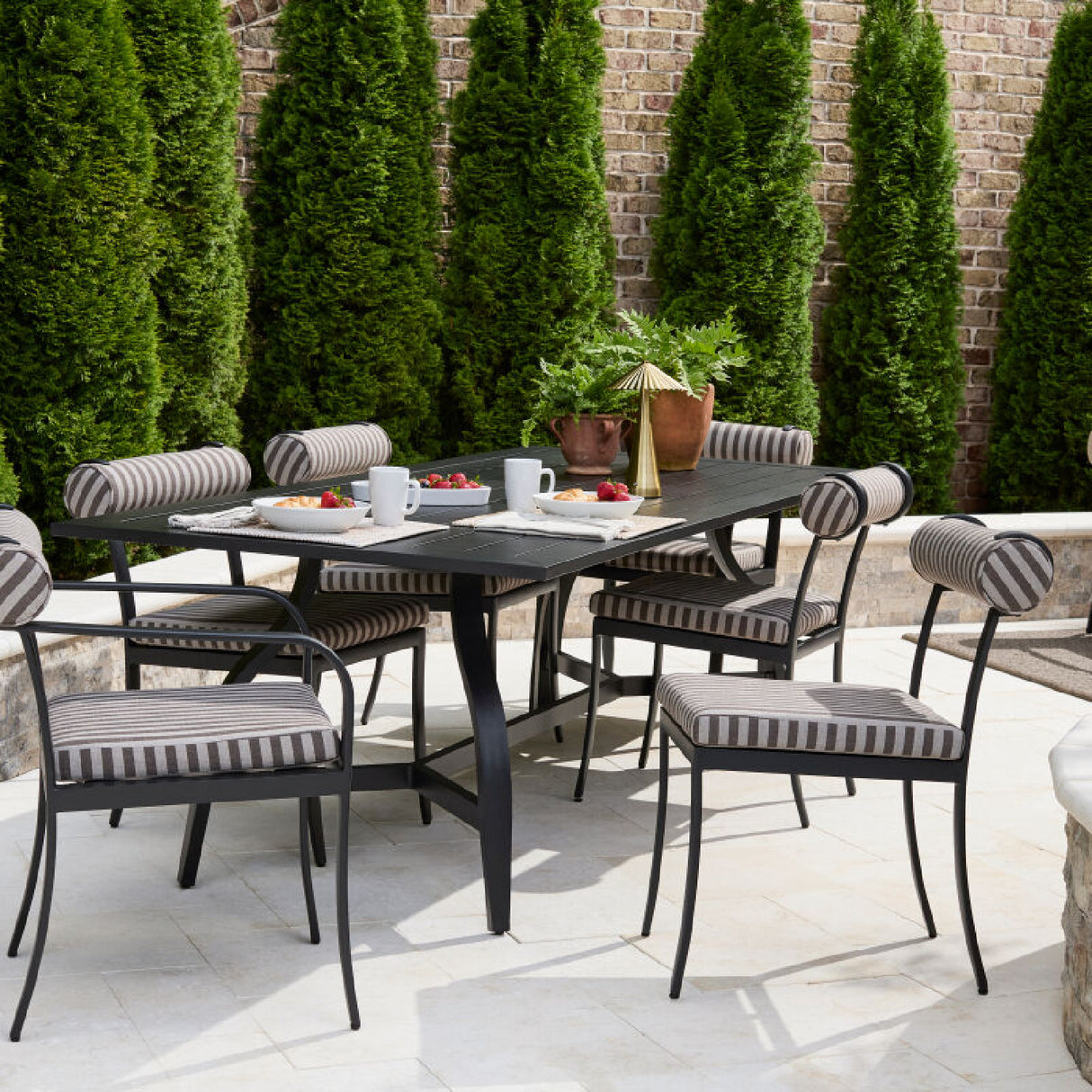   Modern European furniture - Black Aluminum Outdoor Dining Chair - www.oroa.com | Oroa.com