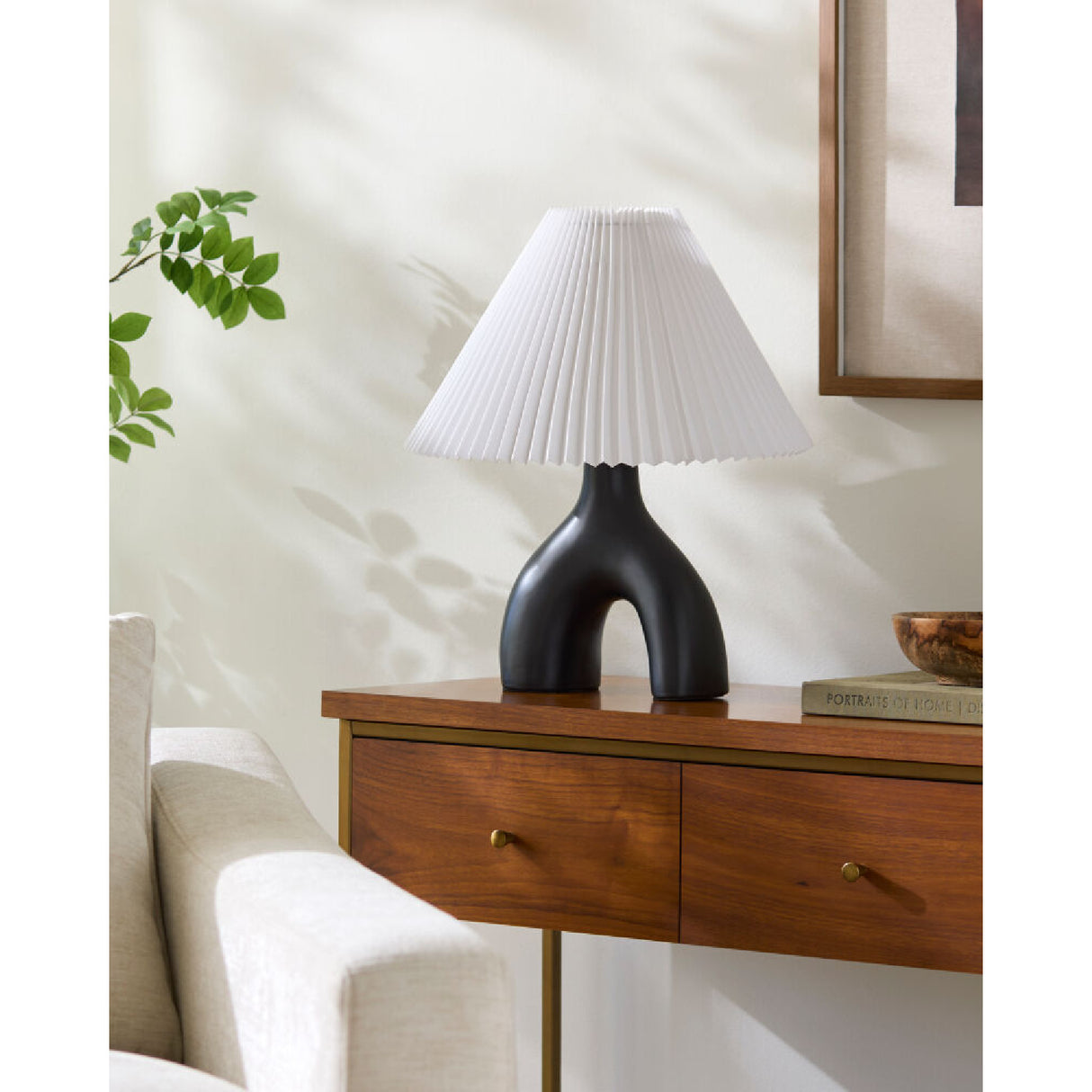   Ceramic White Linen Table Lamp | Oroa.com