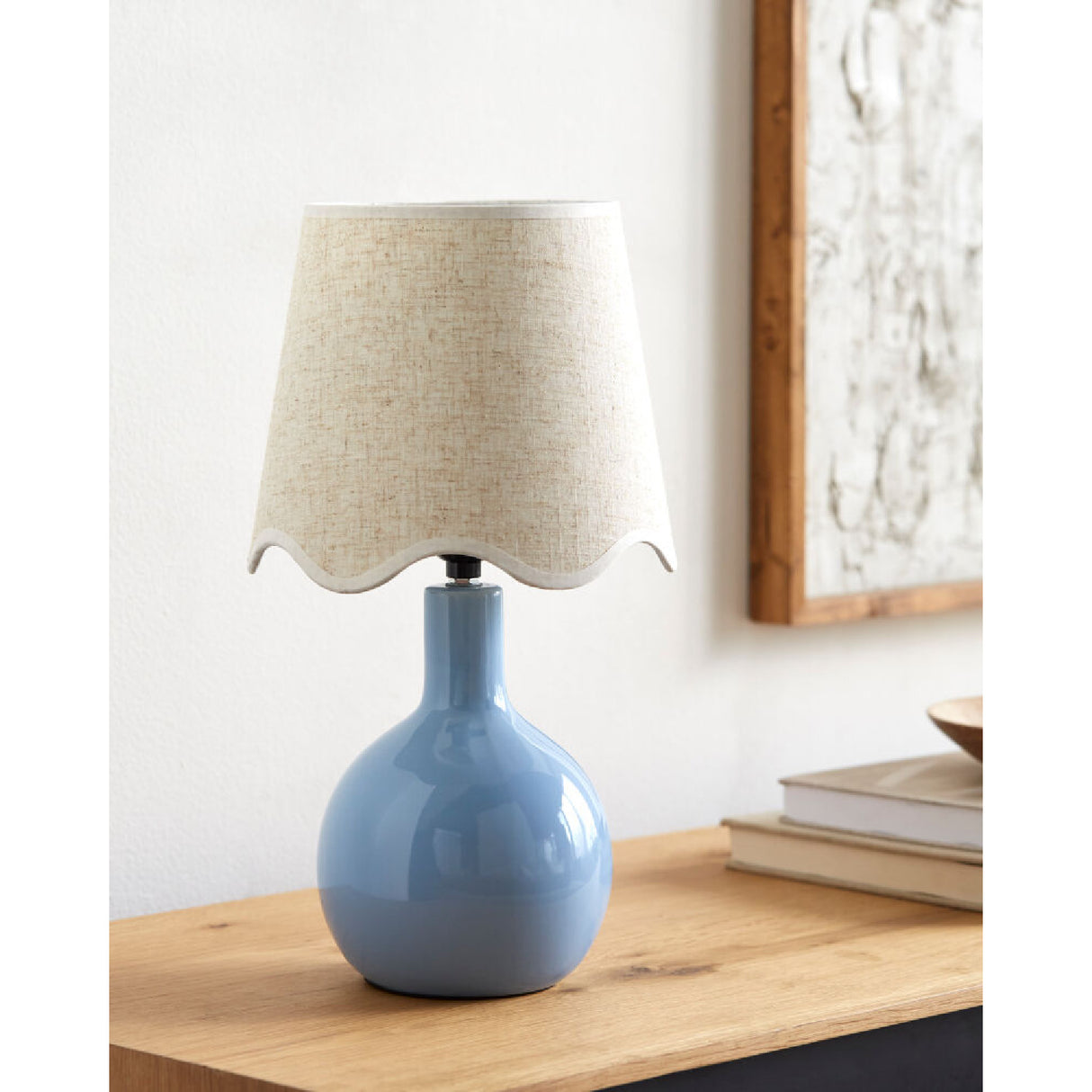   Wavy-Edge Rattan Ceramic Table Lamp | Oroa.com