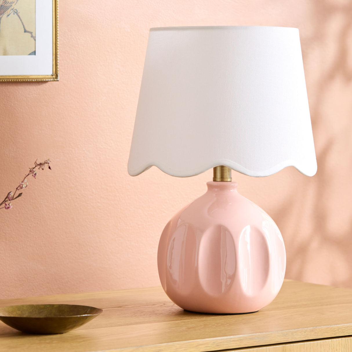   Wavy Linen Accent Table Lamp | Oroa.com
