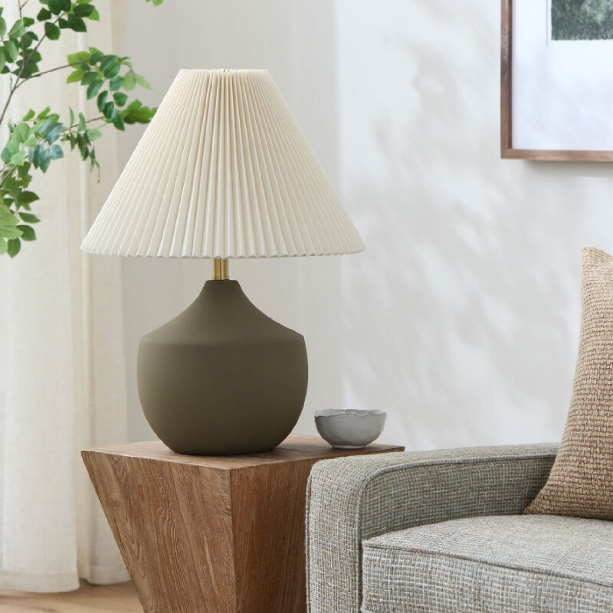   Modern European furniture - Ceramic Beige Linen Table Lamp - www.oroa.com | Oroa.com