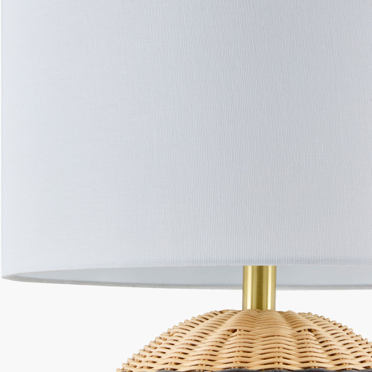   Round Rattan Base Table Lamp | Oroa.com