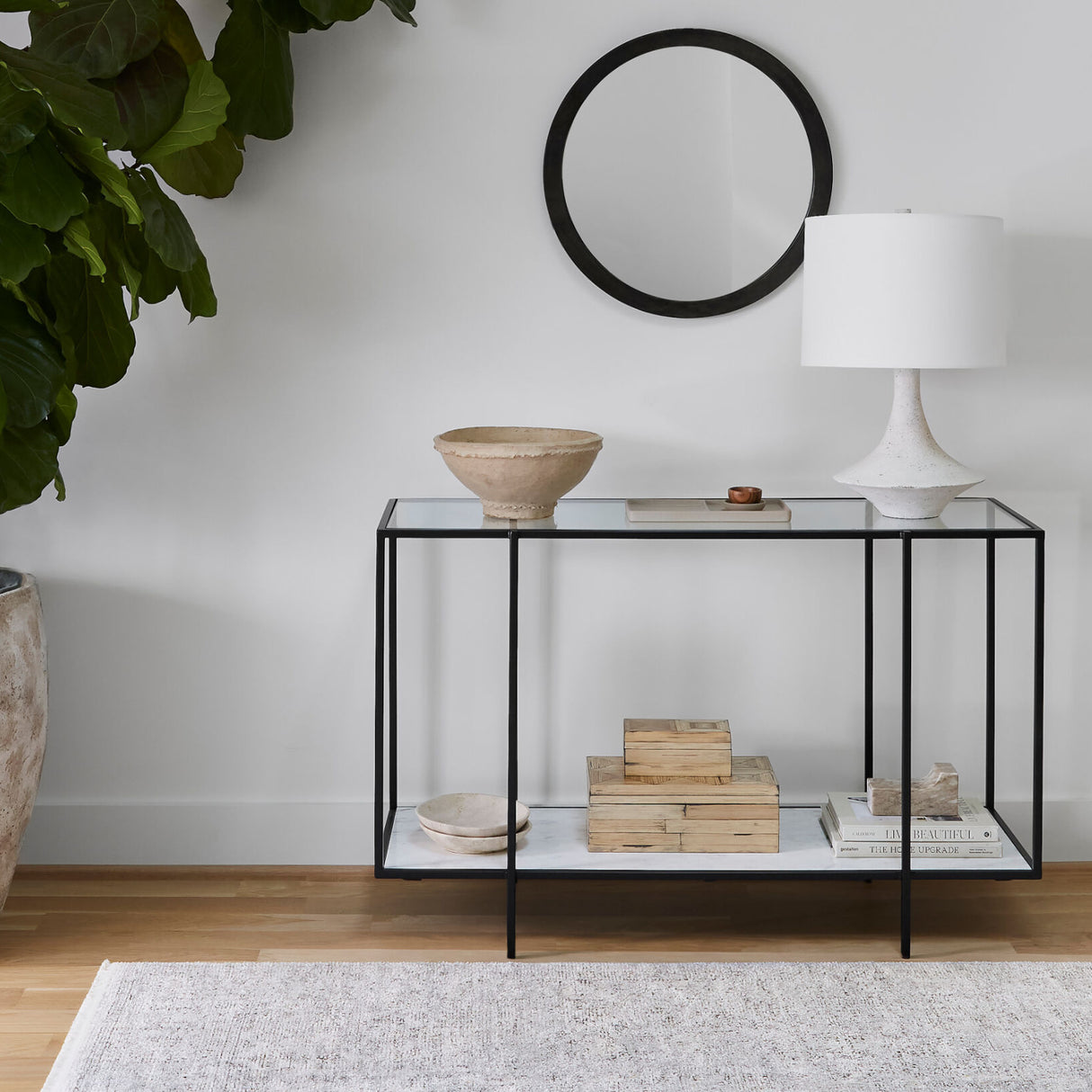   White Drum Shade Table Lamp | Oroa.com