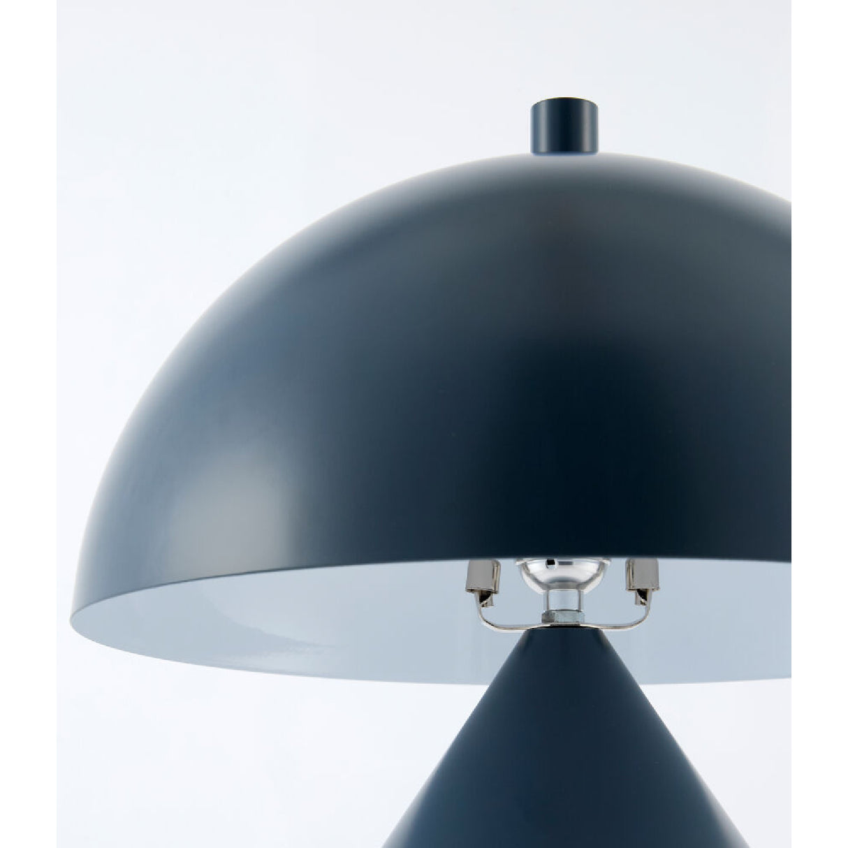   Metal Dome Table Lamp | Oroa.com