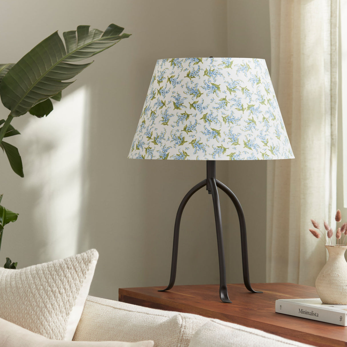   Floral Print Linen Table Lamp L | Oroa.com