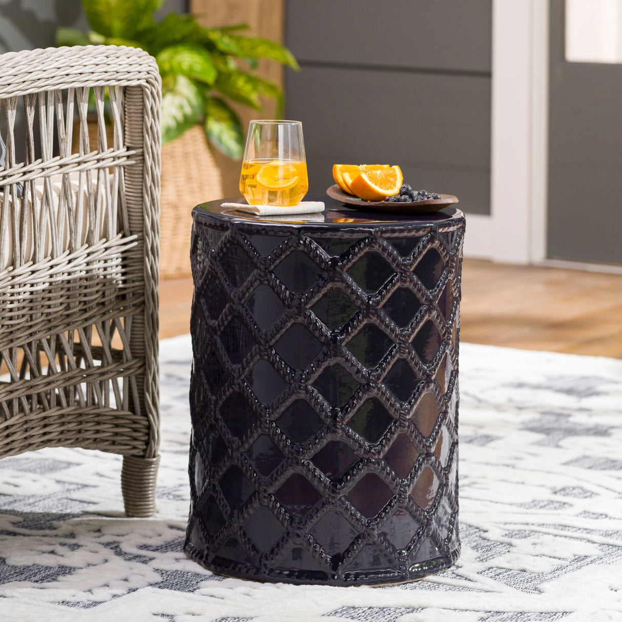   Lattice Patterned Ceramic Garden Stool | Oroa.com