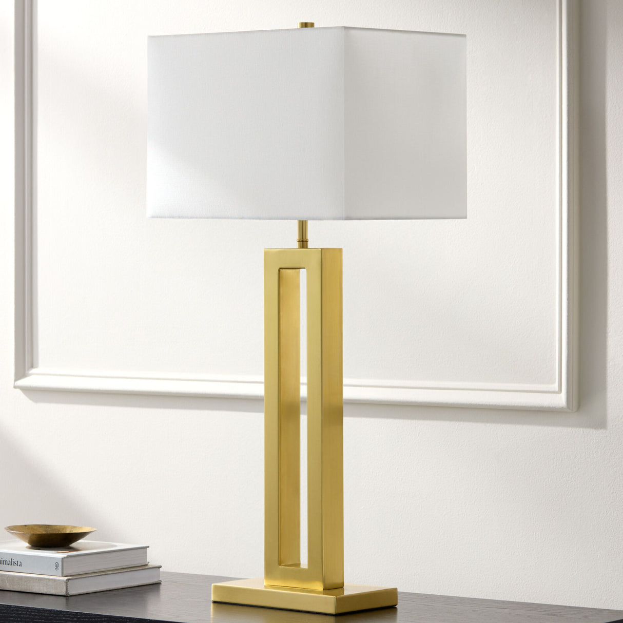   White Linen Gold Table Lamp | Oroa.com