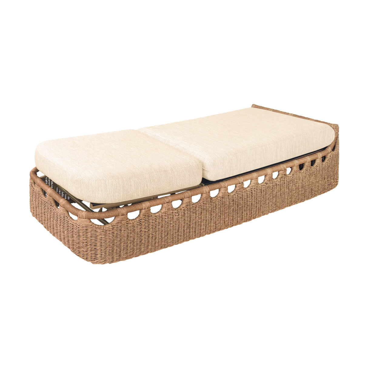   Hand-Woven Wicker Outdoor Chaise Lounge | Oroa.com