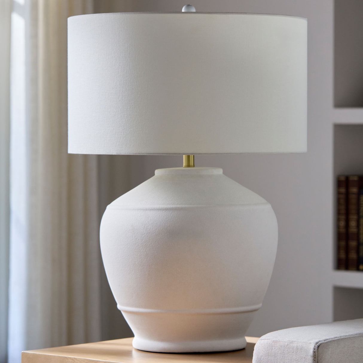   Modern European furniture - Glazed White Ceramic Table Lamp - www.oroa.com | Oroa.com