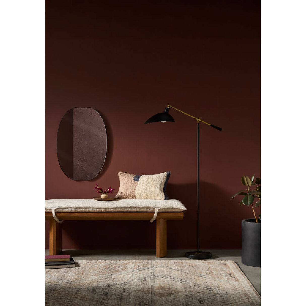   Black Metal Accent Floor Lamp | Oroa.com