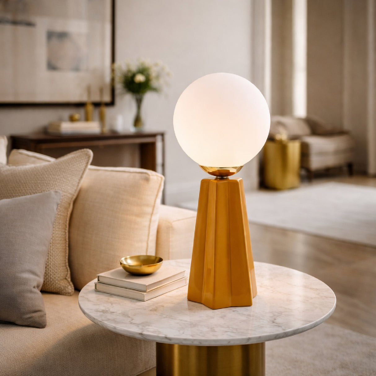   White Glass Globe Table Lamp | Oroa.com