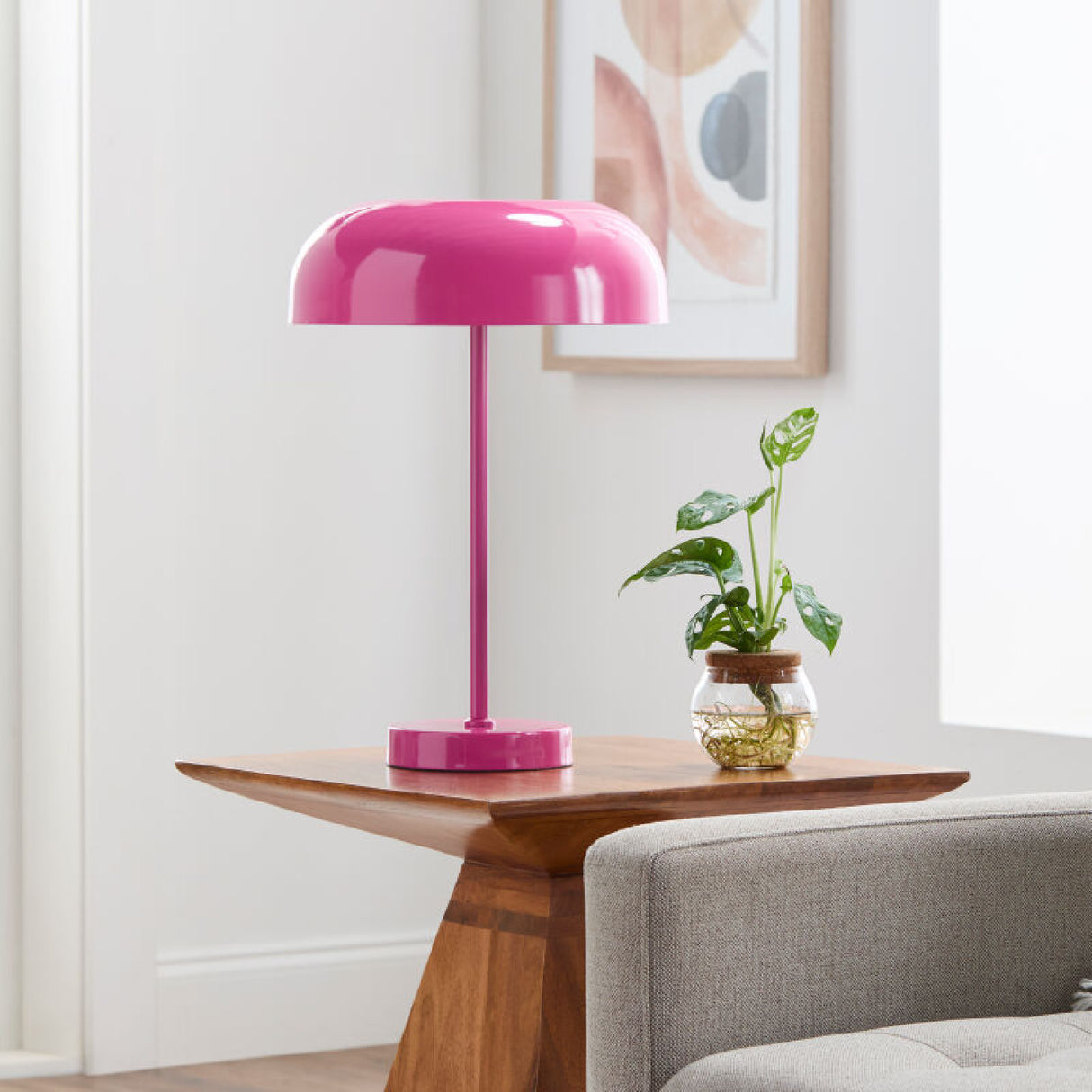   Painted Metal Accent Table Lamp | Oroa.com