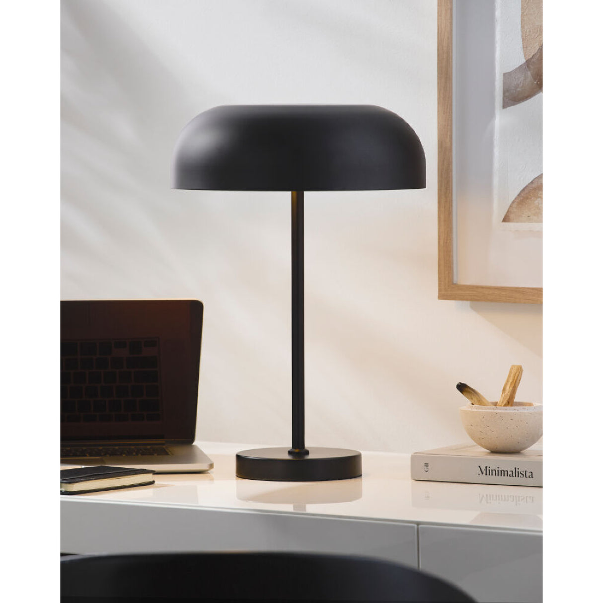   Painted Metal Accent Table Lamp | Oroa.com