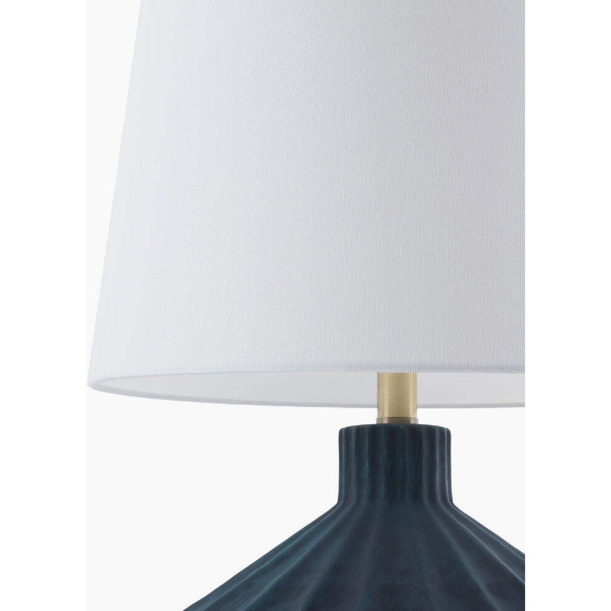   Fluted Ceramic Accent Table Lamp | Oroa.com