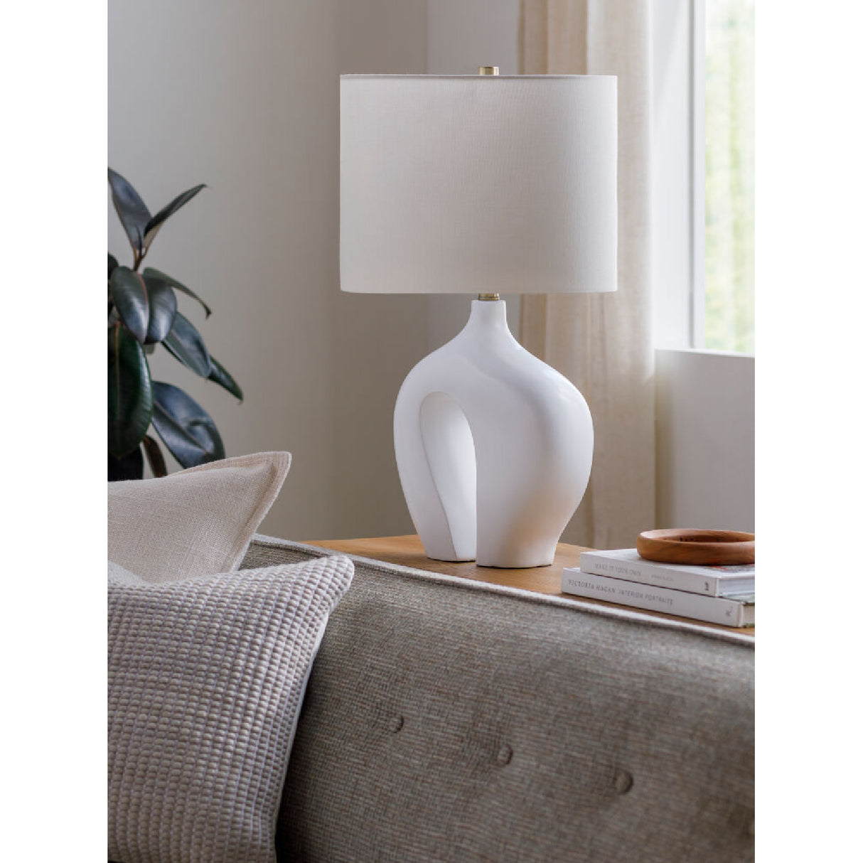   Modern European furniture - White Abstract Sculpture Table Lamp - www.oroa.com | Oroa.com