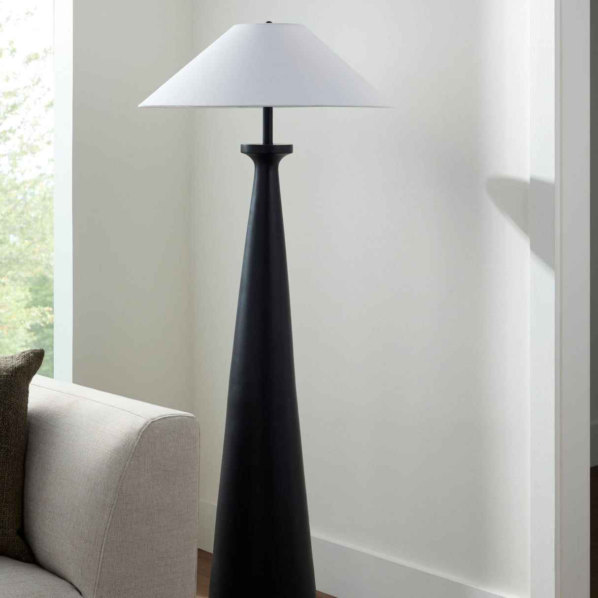   Modern European furniture - Black Base Accent Floor Lamp - www.oroa.com | Oroa.com