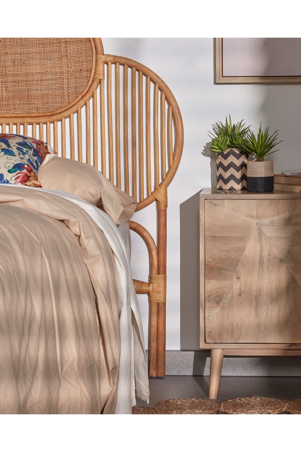 Natural Weaved Rattan Queen Headboard 67" | La Forma Lalita | Oroa.com
