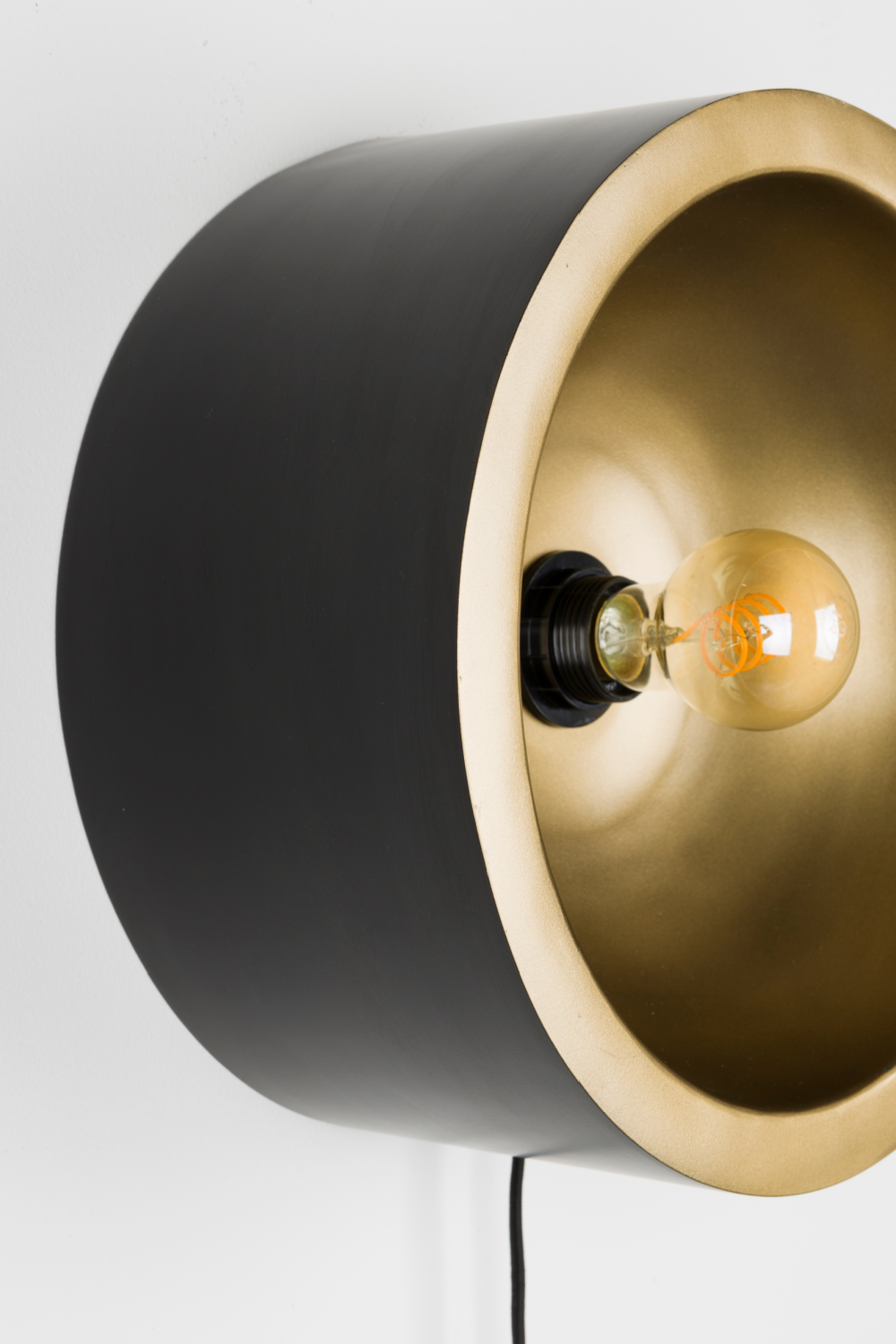 Black Iron Wall Lamp | DF Sunny | OROA.com