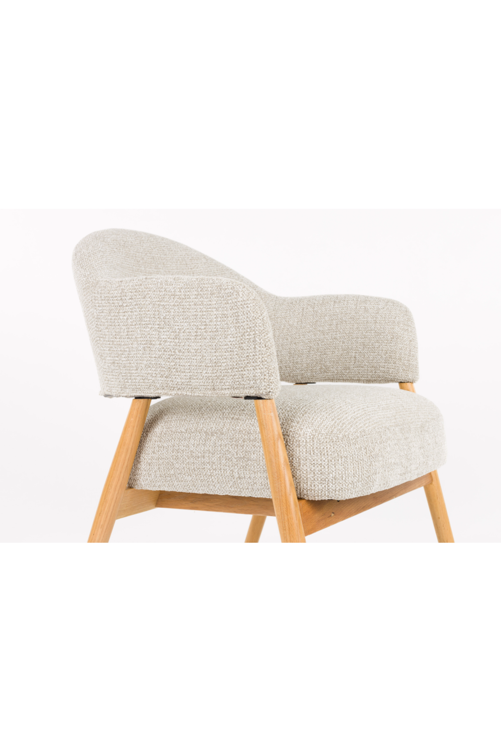 Oak Framed Lounge Chair | DF Indy | OROA.com