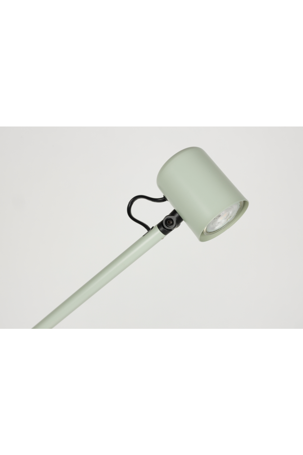 Iron Spot Floor Lamp | DF Aero | Oroa.com