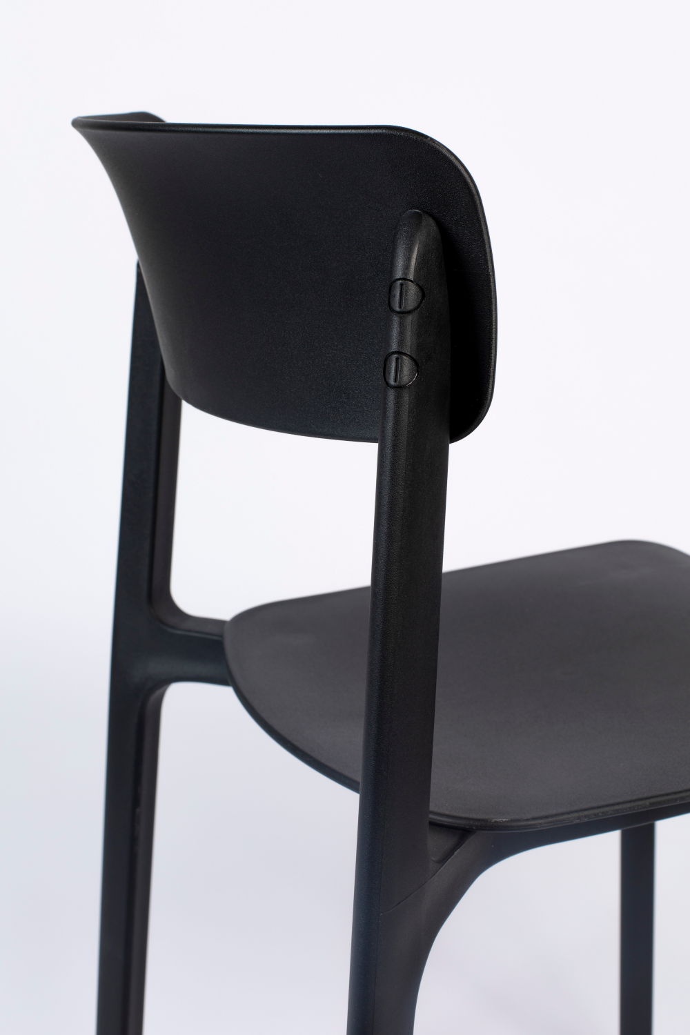 Fiberglass Modern Dining Chairs (4) | DF Clive | Oroa.com