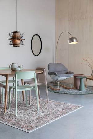 Fiberglass Modern Dining Chairs (4) | DF Clive | Oroa.com